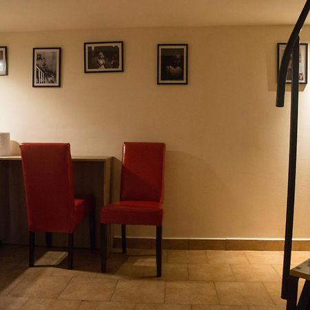Downtown Studio Oradea Eksteriør billede