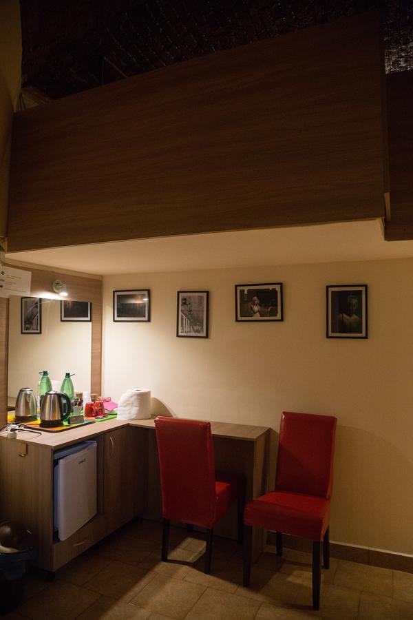 Downtown Studio Oradea Eksteriør billede