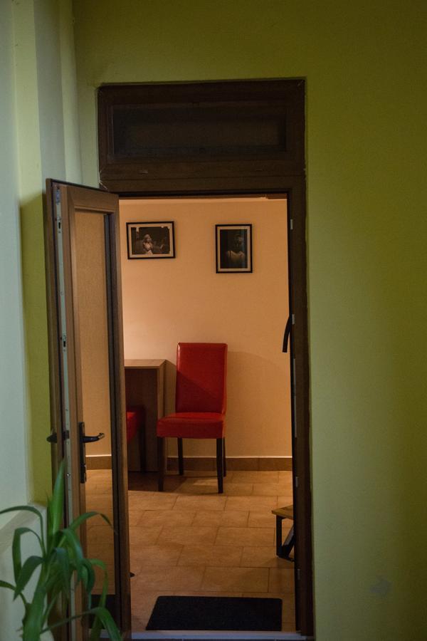 Downtown Studio Oradea Eksteriør billede