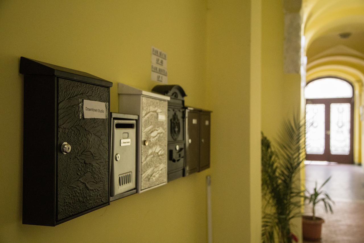 Downtown Studio Oradea Eksteriør billede